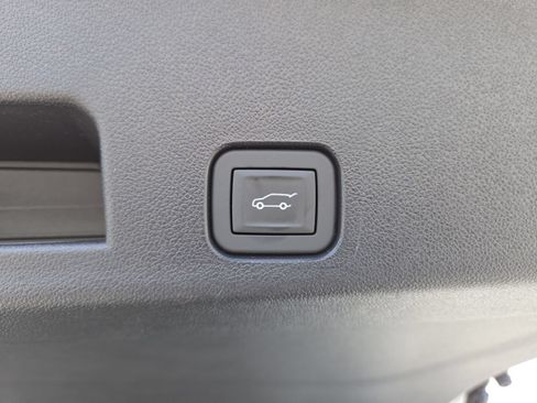 New 2026 GMC Acadia Elevation FWD image 25