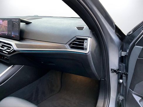 Used 2023 BMW 330i xDrive Sedan w/ Driving Assistance Package image 21