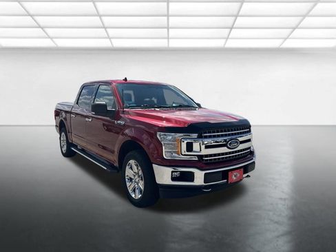 Used 2018 Ford F150 XLT w/ Equipment Group 302A Luxury AWD/4WD image 3