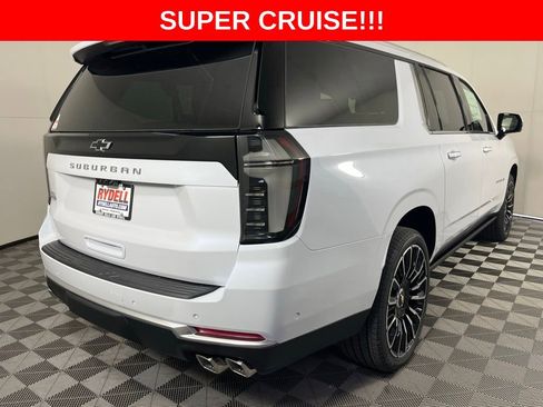 New 2026 Chevrolet Suburban High Country AWD/4WD image 4