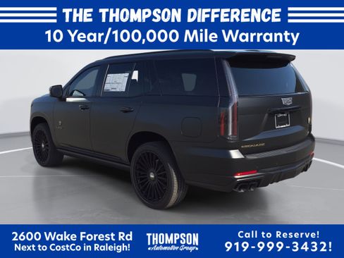 New 2026 Cadillac Escalade V AWD/4WD image 8