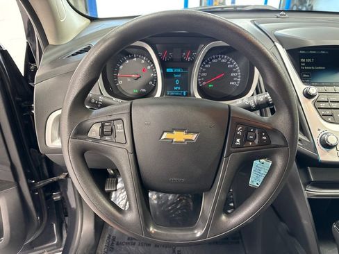 Used 2016 Chevrolet Equinox LS FWD image 12