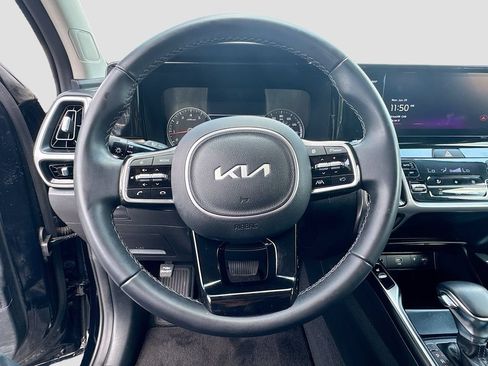 Certified 2023 Kia Sorento S AWD/4WD image 14