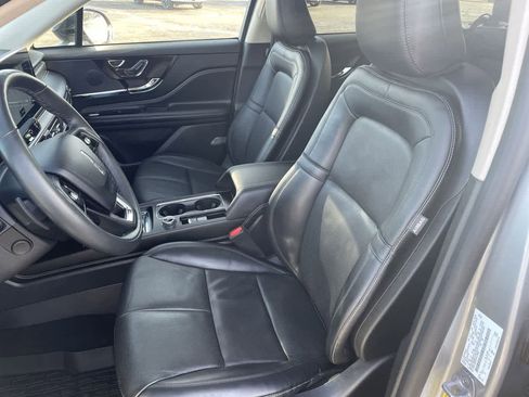 Used 2023 Lincoln Corsair Reserve w/ Equipment Group 201A image 12