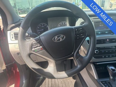 Used 2015 Hyundai Sonata ECO FWD image 9