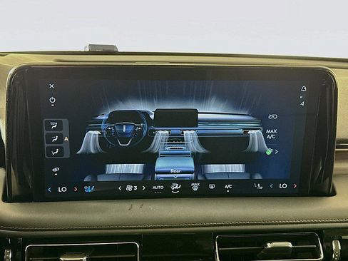 New 2025 Lincoln Aviator Reserve w/ Illumination Package image 18