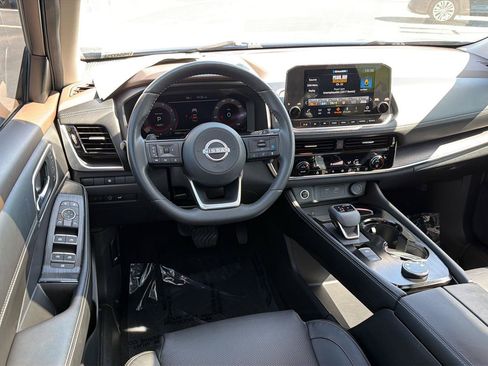 Used 2023 Nissan Rogue Platinum AWD/4WD image 18
