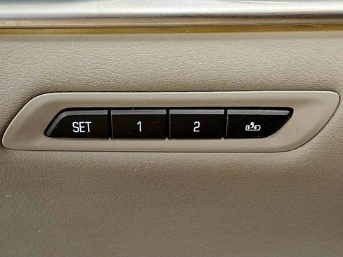 Used 2017 Cadillac XTS Luxury image 29