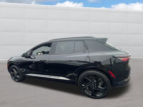 Used 2024 Chevrolet Equinox EV RS image 2