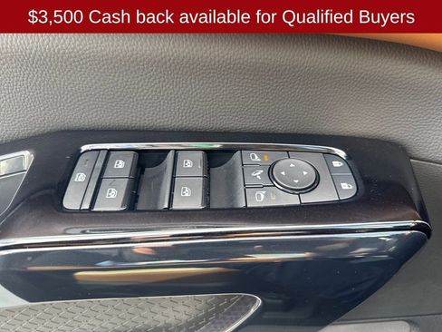 New 2026 Nissan Pathfinder Platinum image 11