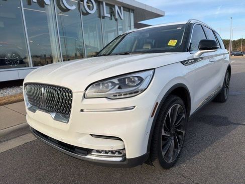 Used 2022 Lincoln Aviator Reserve w/ Equipment Group 201A image 10