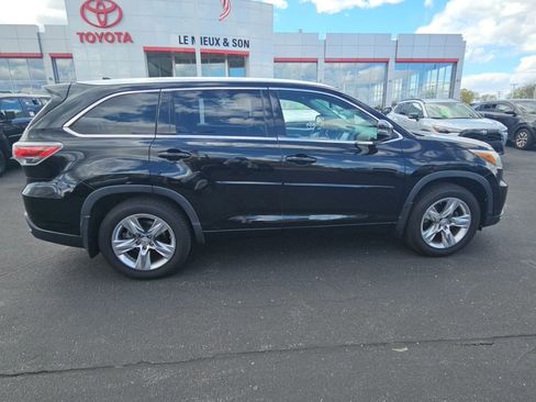 Used 2015 Toyota Highlander Limited w/ Driver Technology Package AWD/4WD image 2