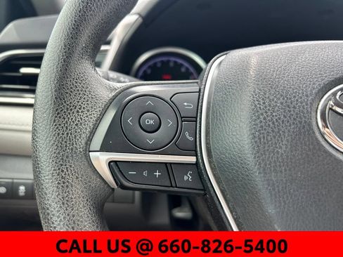 Used 2022 Toyota Camry LE AWD/4WD image 11