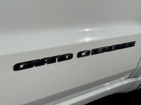 Certified 2020 Jeep Grand Cherokee Altitude image 30