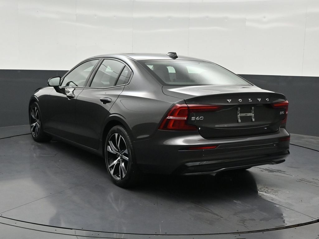 Certified 2024 Volvo S60 B5 Core FWD image 3