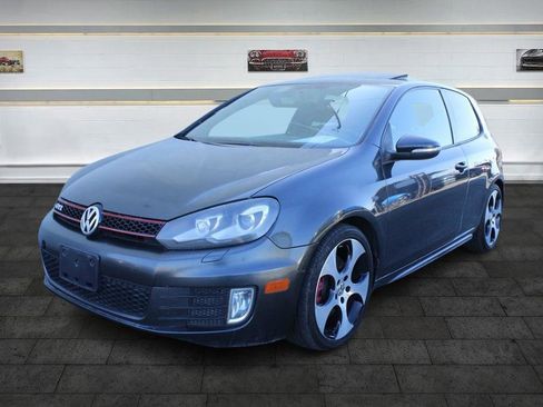 Used 2010 Volkswagen GTI 2-Door image 3
