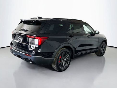 New 2026 Ford Explorer ST-Line w/ ST-Line Street Pack AWD/4WD image 15