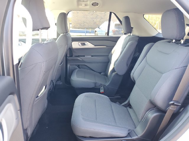 Certified 2026 Ford Explorer Active AWD/4WD image 30