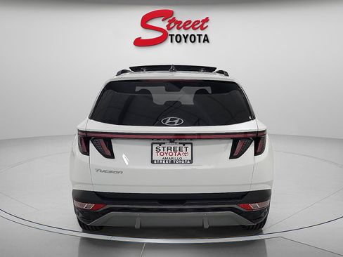 Used 2023 Hyundai Tucson Limited image 3