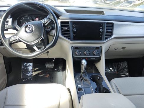 Used 2018 Volkswagen Atlas SE image 31