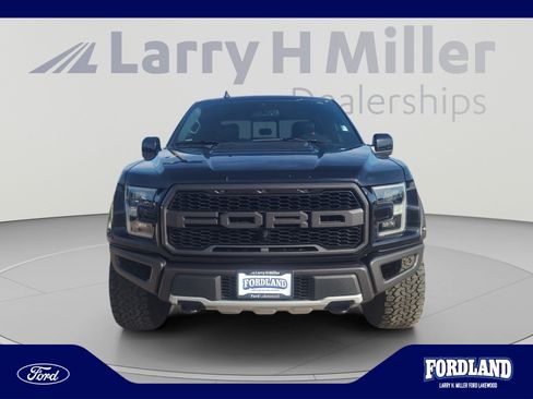 Used 2019 Ford F150 Raptor w/ Equipment Group 802A Luxury AWD/4WD image 8