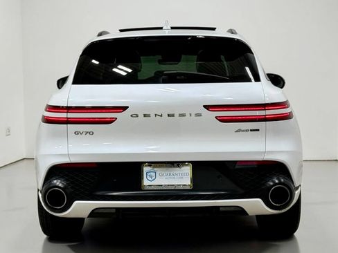 Used 2023 Genesis GV70 3.5T Sport w/ Sport Advanced Package AWD/4WD image 20