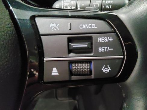 Used 2025 Honda Pilot Elite image 33