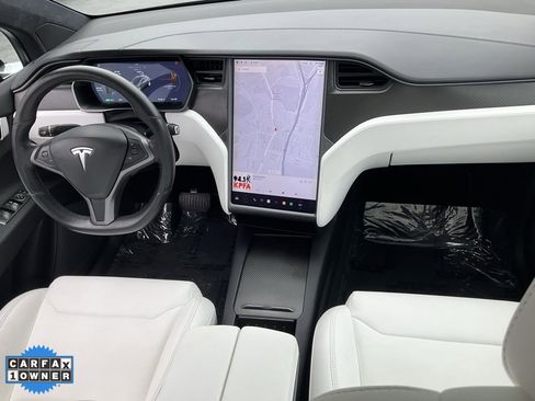 Used 2018 Tesla Model X 75D image 56