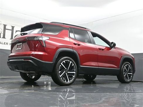 New 2026 Chevrolet Equinox RS image 11