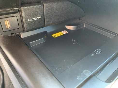 Used 2023 Toyota Camry XSE image 31