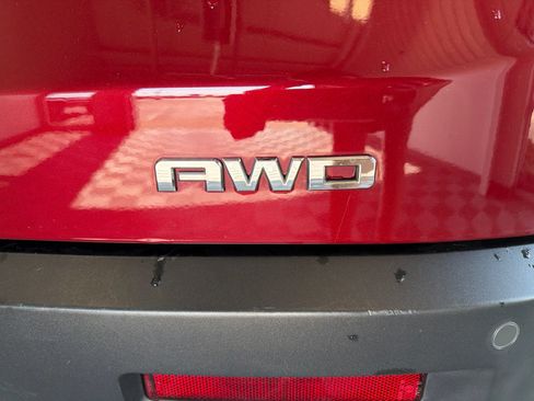 Used 2017 GMC Acadia SLE w/ Driver Alert Package I AWD/4WD image 7