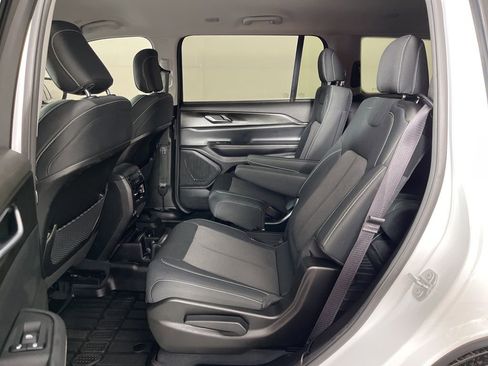 Used 2023 Jeep Grand Cherokee L Laredo w/ Luxury Tech Group I image 26