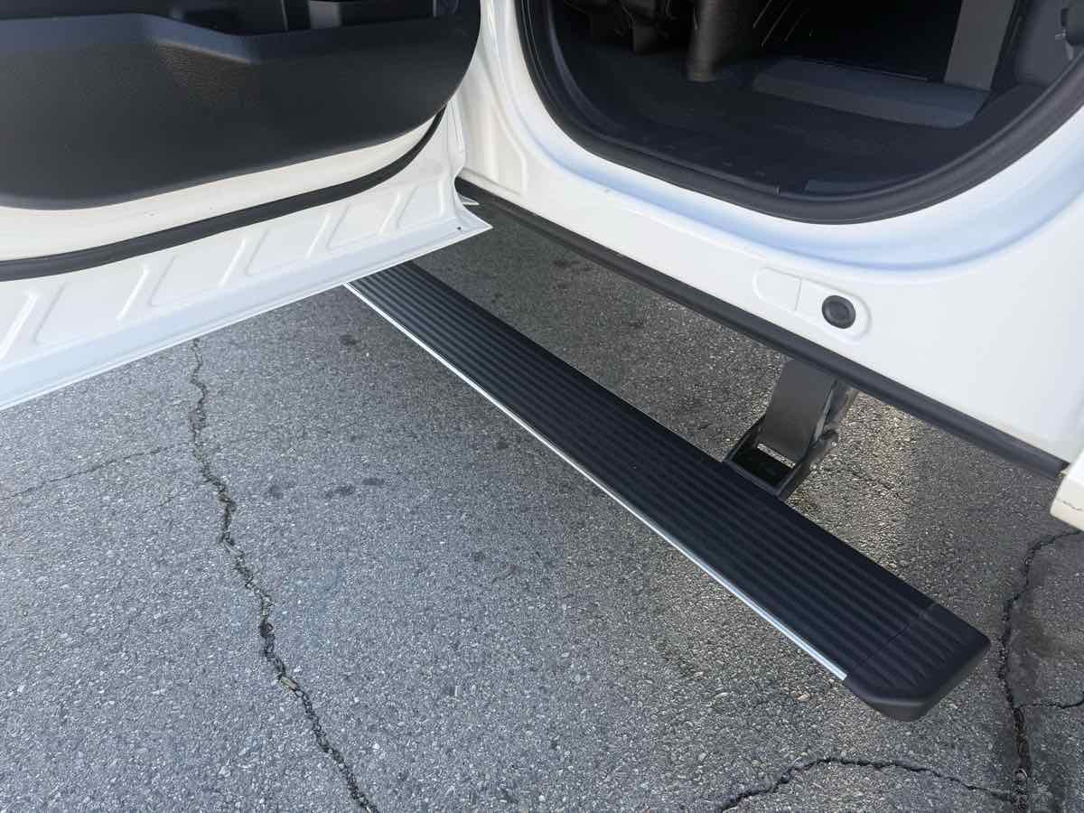 Used 2019 Ford F250 Lariat w/ Lariat Ultimate Package AWD/4WD image 16