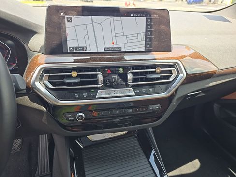 Used 2024 BMW X3 sDrive30i w/ Convenience Package RWD image 13