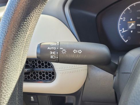 Certified 2024 Honda HR-V LX image 22