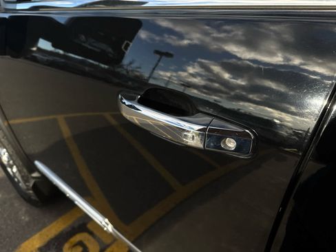 Used 2024 Chevrolet Silverado 2500 High Country w/ High Country Premium Package image 11