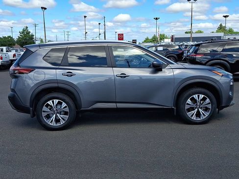 Certified 2023 Nissan Rogue SV w/ SV Premium B Package AWD/4WD image 8