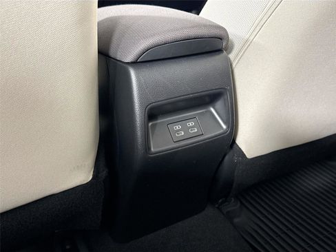 Certified 2025 Toyota Corolla LE image 33