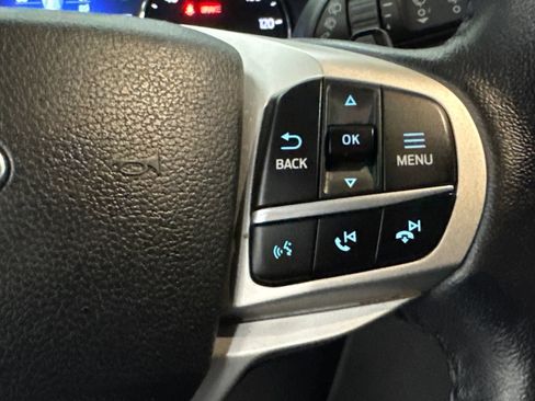Used 2020 Ford Explorer XLT w/ Equipment Group 202A RWD image 35