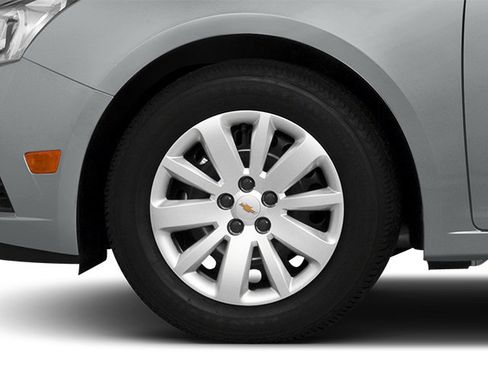 Used 2014 Chevrolet Cruze LTZ w/ Sun, Sound and Sport Package image 14