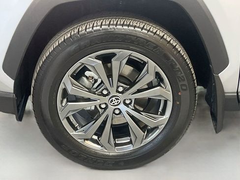 Used 2025 Toyota RAV4 Limited w/ Weather Package AWD/4WD image 33