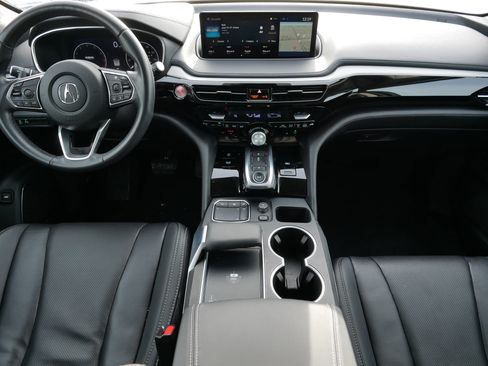 Used 2023 Acura MDX SH-AWD w/ Technology Package image 10