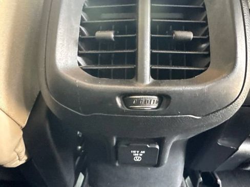 Used 2016 Jeep Cherokee Limited FWD image 15