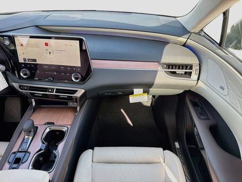New 2026 Lexus RX 350 FWD image 19