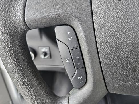 Used 2018 Chevrolet Express 4500 w/ Shuttle Bus Package RWD image 46