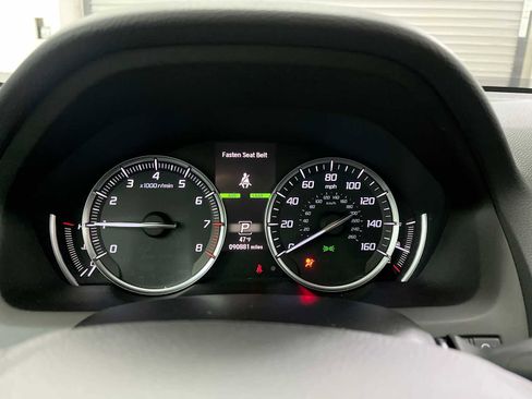 Used 2019 Acura TLX image 10