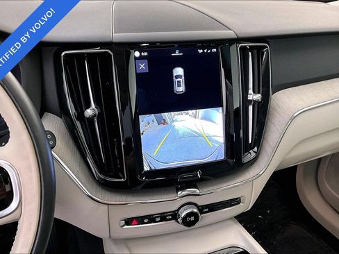 Certified 2023 Volvo XC60 B5 Plus w/ Protection Package Premier FWD image 28