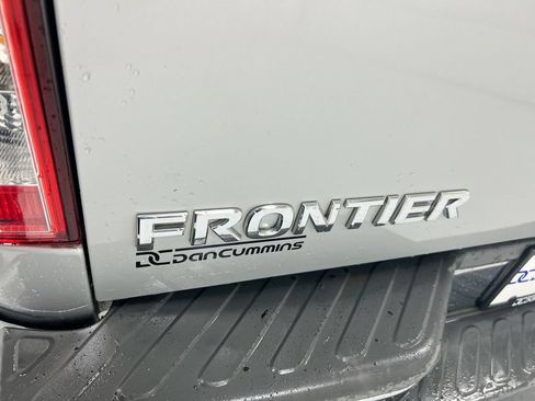 Used 2016 Nissan Frontier SV AWD/4WD image 22