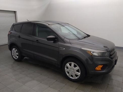Used 2018 Ford Escape S image 11