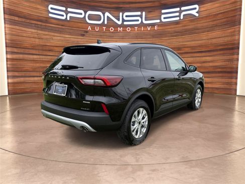 New 2026 Ford Escape Active w/ Cold Weather Package AWD/4WD image 6